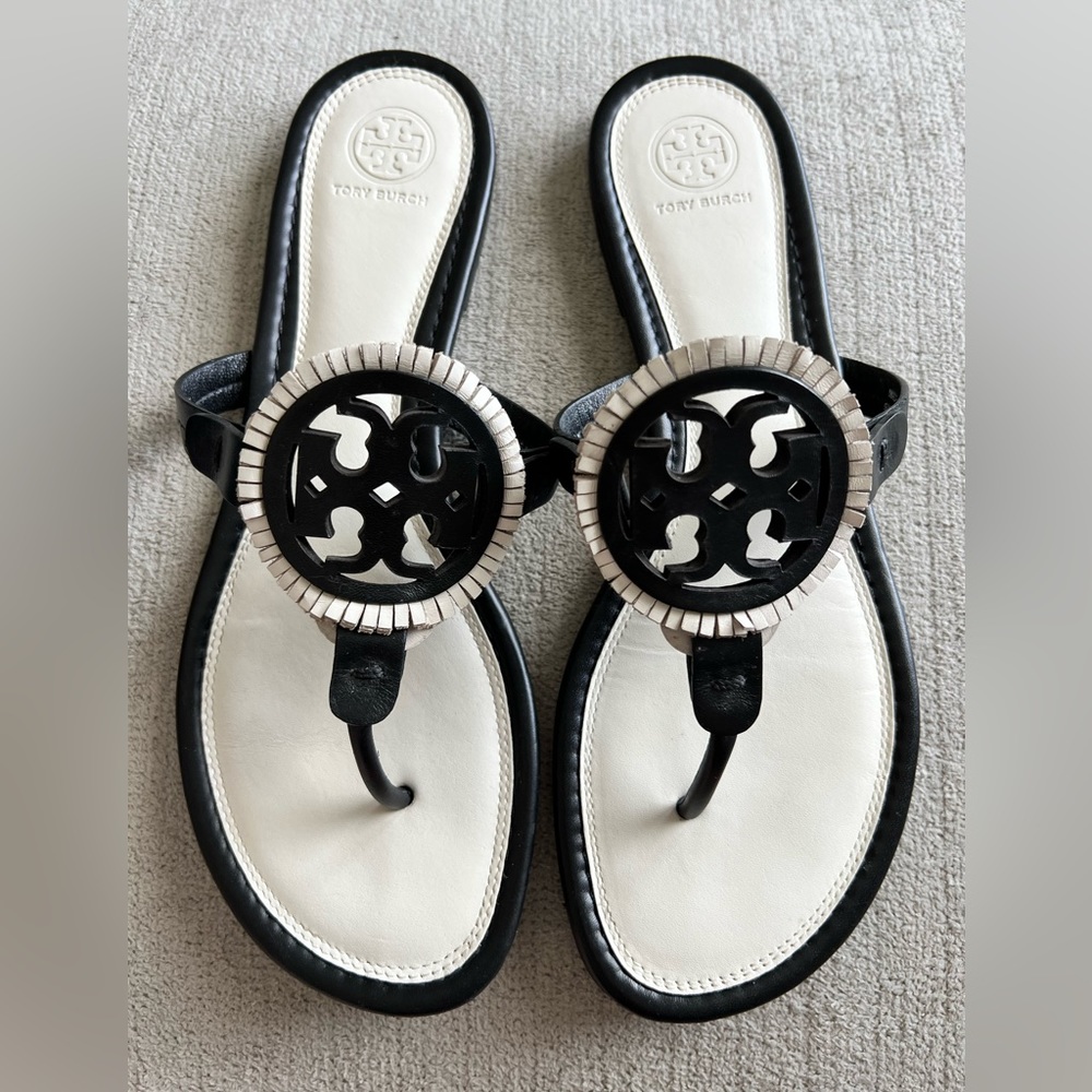 Authentic Tory Burch Black/ White Leather Fringe Miller sandals- Size 10